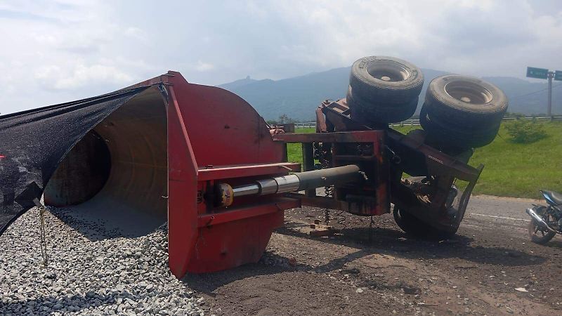 Volcadura de trailer